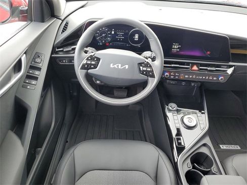 New 2025 Kia Niro Wind w/ Wind Preserve Package image 14