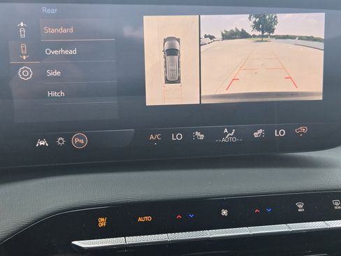 New 2026 Buick Enclave Sport Touring w/ Power Package image 13