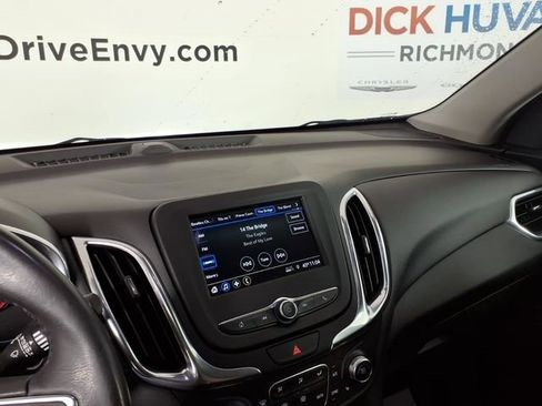Used 2019 Chevrolet Equinox LT w/ Driver Convenience Package FWD image 24