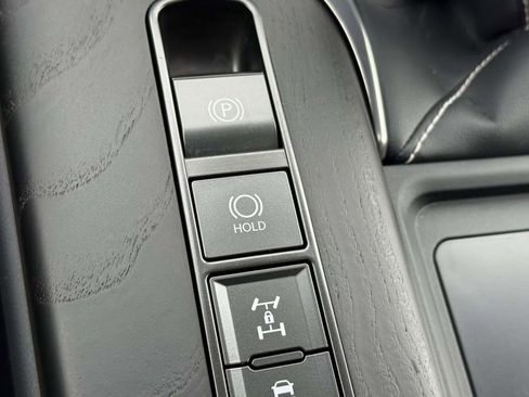 Used 2025 Lexus LX 600 4WD w/ Accessory Package (Z1) image 25