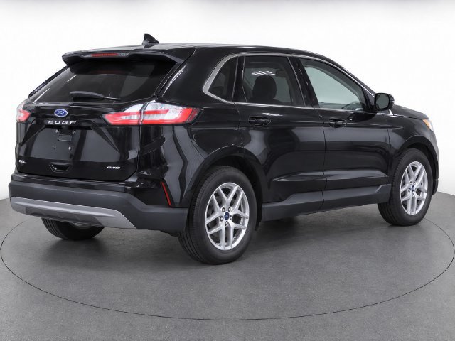 Used 2024 Ford Edge SEL AWD/4WD image 6