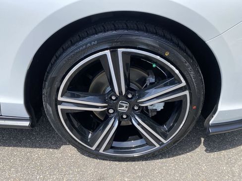 Used 2023 Honda Accord Sport image 14