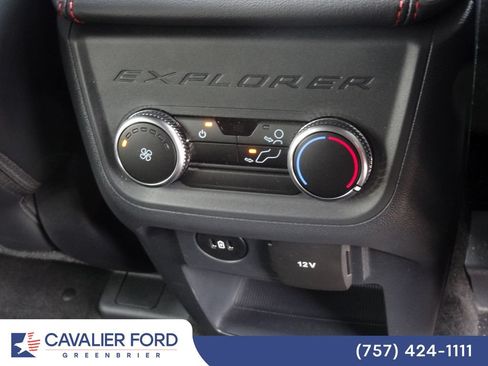 Used 2026 Ford Explorer ST-Line w/ ST-Line Street Pack AWD/4WD image 14