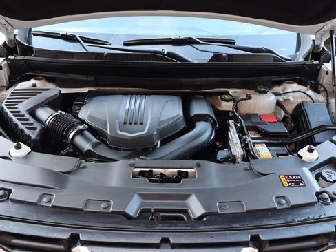 Used 2025 GMC Acadia Elevation FWD image 48