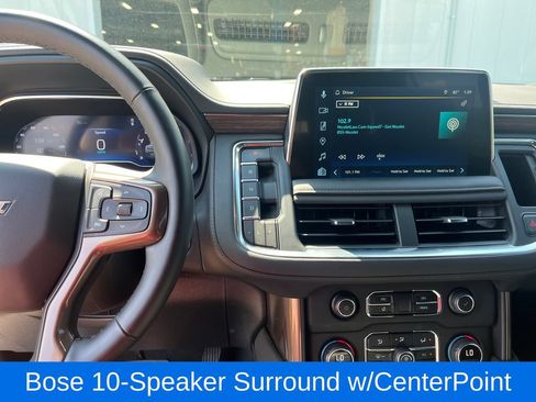 Used 2024 Chevrolet Suburban High Country AWD/4WD image 22