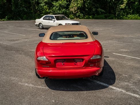 Used 1999 Jaguar XK8 Convertible RWD image 14