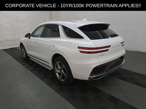 Used 2026 Genesis GV70 2.5T AWD/4WD image 3