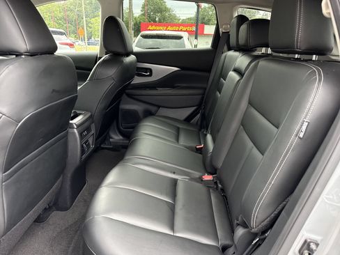 Used 2024 Nissan Murano SV w/ SV Midnight Edition Package AWD/4WD image 10
