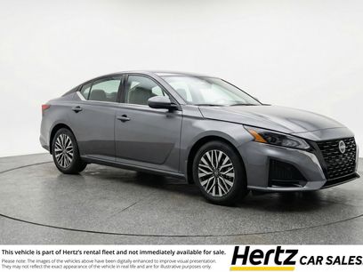 Used 2025 Nissan Altima 2.5 SV