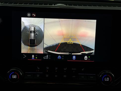 New 2026 GMC Canyon Elevation w/ Convenience Package image 19