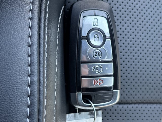 Used 2025 Ford Mustang GT Premium RWD image 38