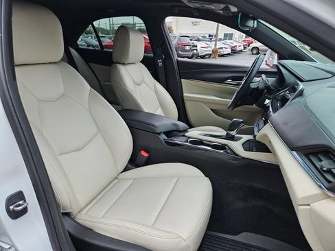 Used 2024 Cadillac CT4 Luxury w/ Sun And Sound Package RWD image 20
