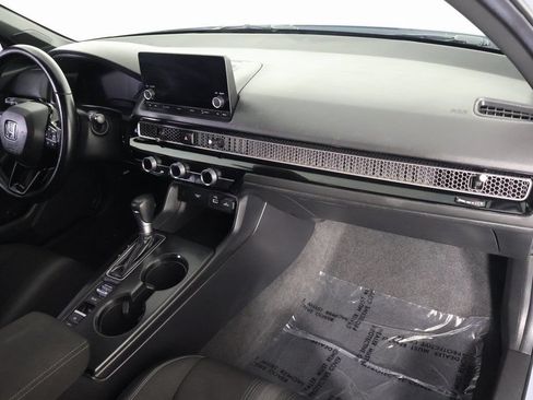 Used 2024 Honda Civic Sport image 9
