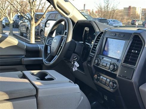 Certified 2020 Ford F150 XLT image 31