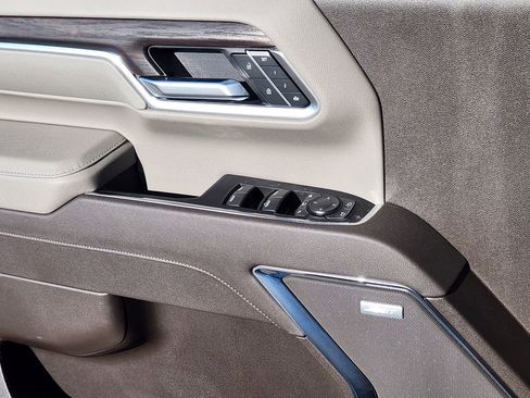 New 2026 GMC Sierra 3500 SLT image 12