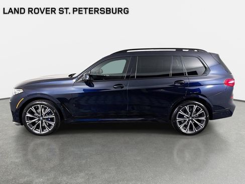 Used 2022 BMW X7 xDrive40i w/ M Sport Package AWD/4WD image 9