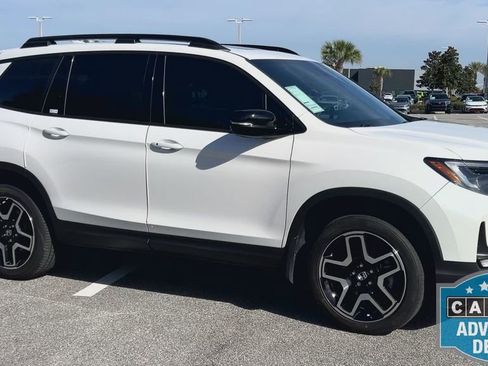 Used 2023 Honda Passport Elite image 2