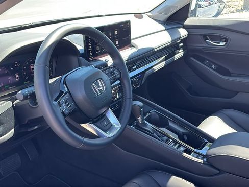 Used 2025 Honda Accord Touring image 25