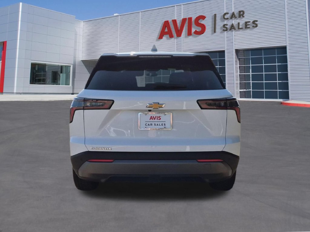 Used 2026 Chevrolet Equinox LT FWD image 6