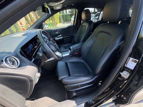 Used 2025 Mercedes-Benz GLA 250 image 37