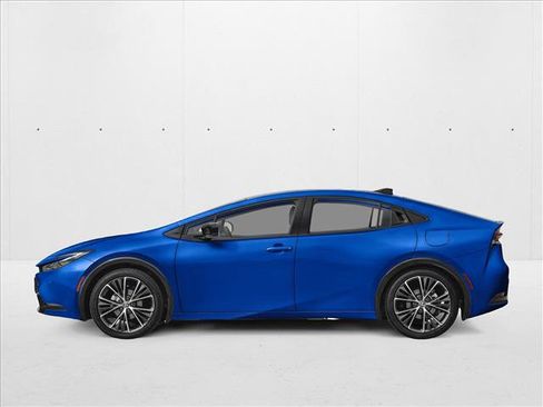 New 2026 Toyota Prius XLE FWD image 3