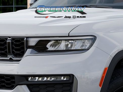 New 2026 Jeep Grand Cherokee L Limited w/ Limited Altitude Package RWD image 10