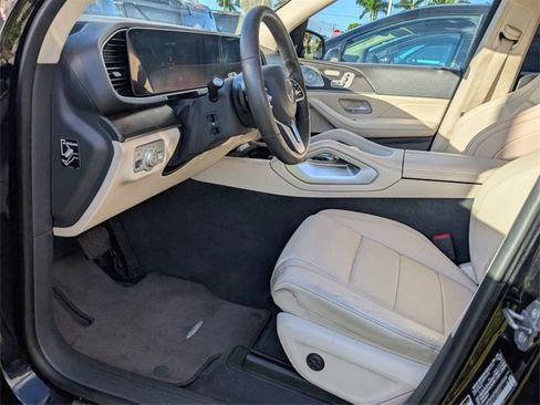 Used 2020 Mercedes-Benz GLE 350 4MATIC image 6