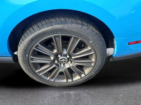 Used 2010 Ford Mustang GT image 20