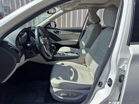 Used 2023 INFINITI Q50 Luxe w/ Cargo Package RWD image 16