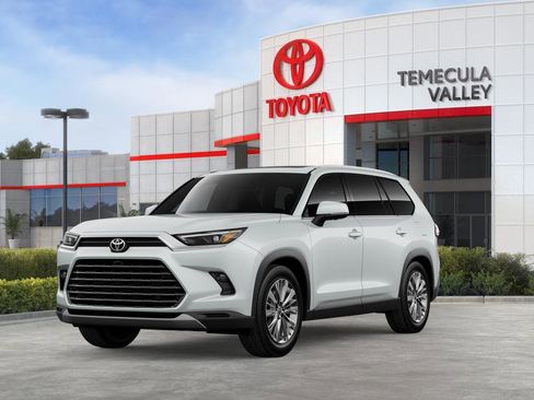 New 2026 Toyota Grand Highlander Platinum image 1