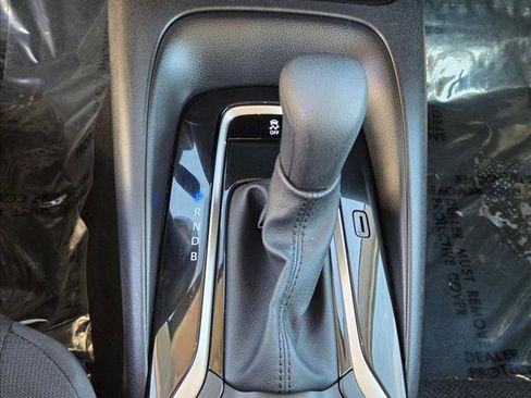 Certified 2025 Toyota Corolla LE image 13