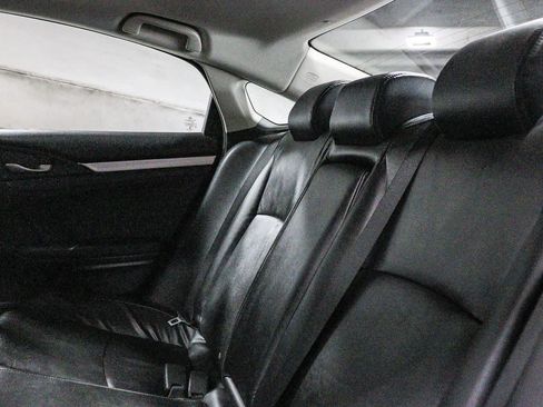 Used 2016 Honda Civic Touring image 20