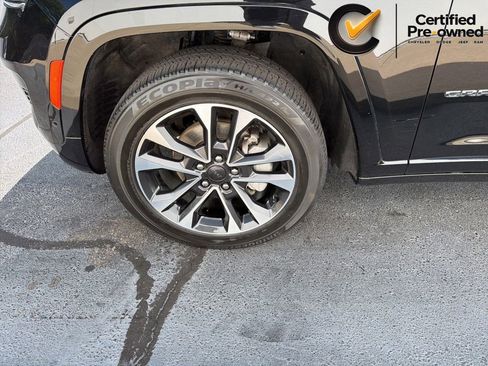 Certified 2022 Jeep Grand Cherokee Overland AWD/4WD image 15