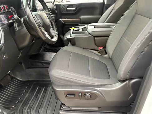 Used 2020 Chevrolet Silverado 1500 LT w/ Convenience Package AWD/4WD image 29