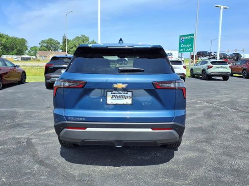 New 2026 Chevrolet Equinox LT w/ Convenience Package II image 5
