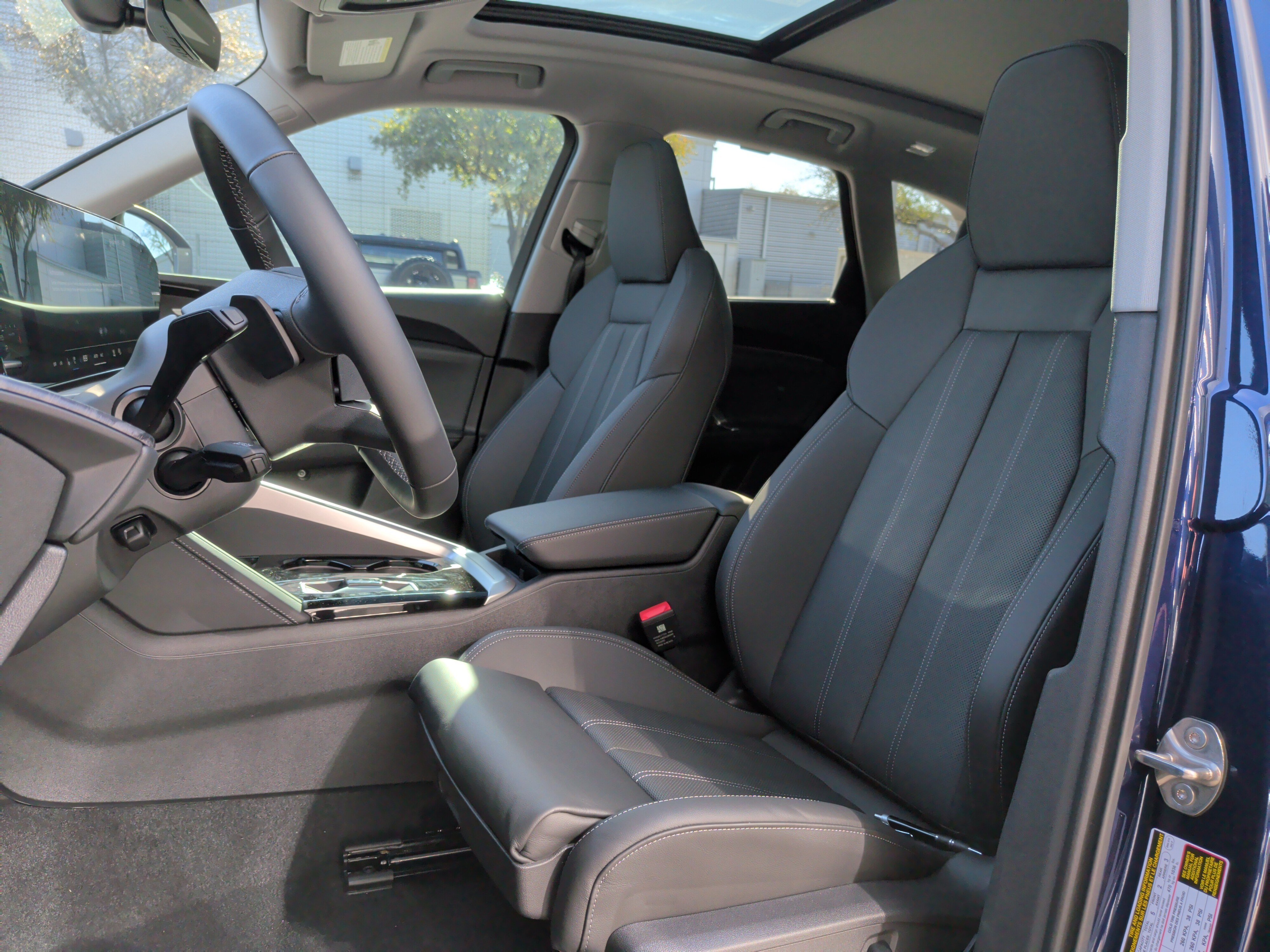 Used 2025 Audi Q5 Premium Plus AWD/4WD image 15