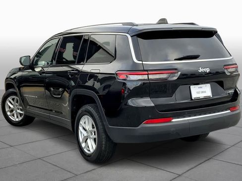 Used 2023 Jeep Grand Cherokee L Laredo image 10