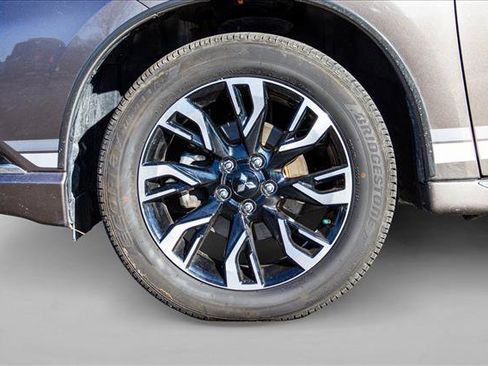 Used 2018 Mitsubishi Outlander GT image 9