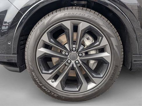 Certified 2026 Audi Q7 3.0T Premium Plus w/ Premium Plus Package AWD/4WD image 9