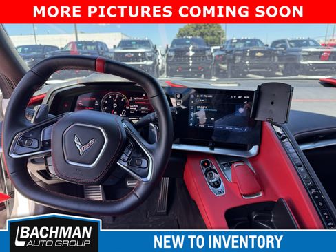 Used 2025 Chevrolet Corvette Stingray Preferred Cpe w/ Z51 Performance Package RWD image 7