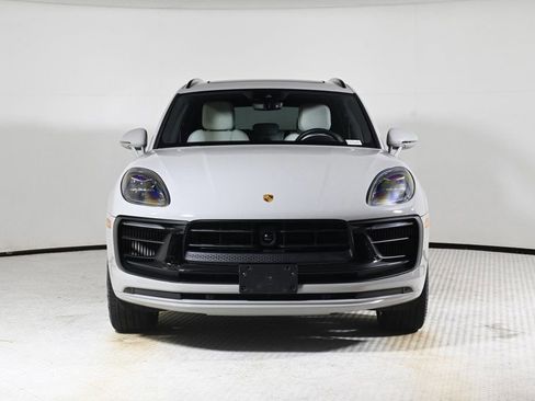 Used 2023 Porsche Macan S image 9