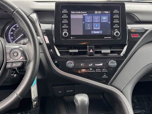 Used 2021 Toyota Camry SE image 28