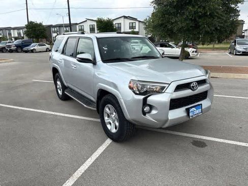 Used 2019 Toyota 4Runner SR5 Premium RWD image 7