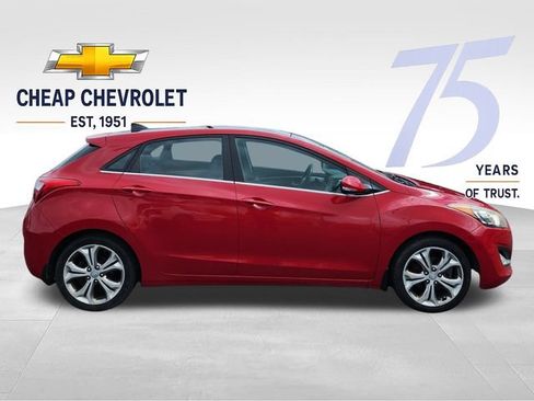 Used 2013 Hyundai Elantra GT w/ Style Pkg FWD image 6