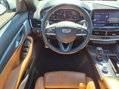Used 2023 Cadillac CT5 V w/ Platinum Package AWD/4WD image 12