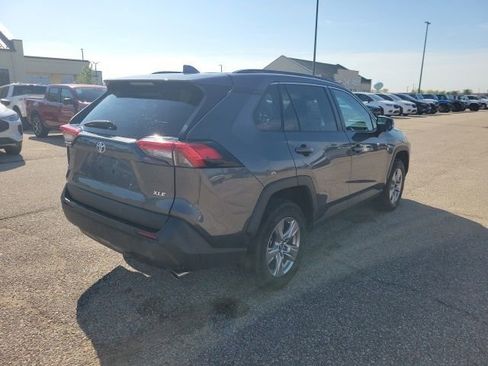 Used 2024 Toyota RAV4 XLE image 21