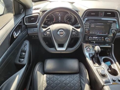 Used 2022 Nissan Maxima Platinum FWD image 11