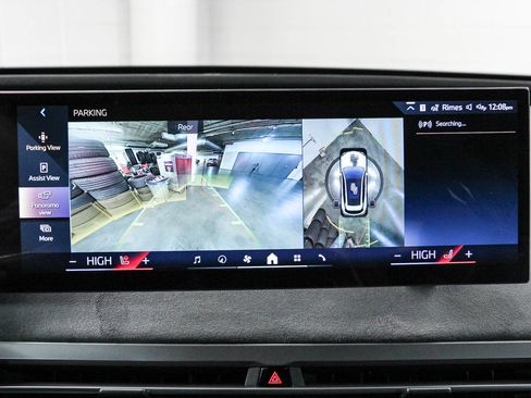 New 2026 BMW iX xDrive60 w/ M Sport Package image 23