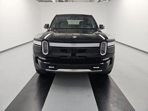 Used 2022 Rivian R1T Adventure image 8