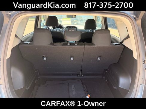 Certified 2025 Kia Soul LX w/ LX Technology Package FWD image 28